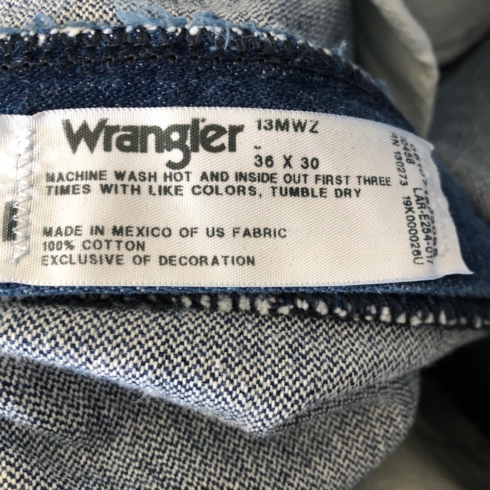 Wrangler Vintage High Waist Jeans - Picture 5 of 5